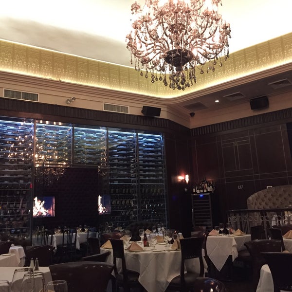 1/19/2017에 Niru R.님이 Empire Steak House에서 찍은 사진