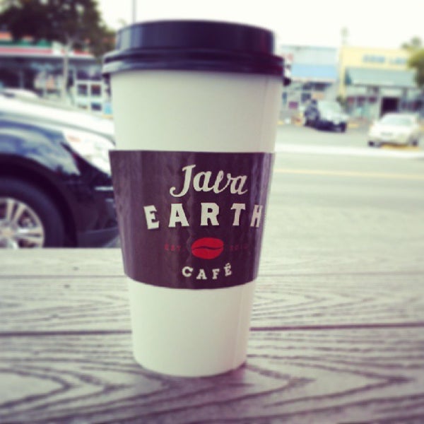 Photo taken at Java Earth Cafe by Christopher S. on 10/9/2013