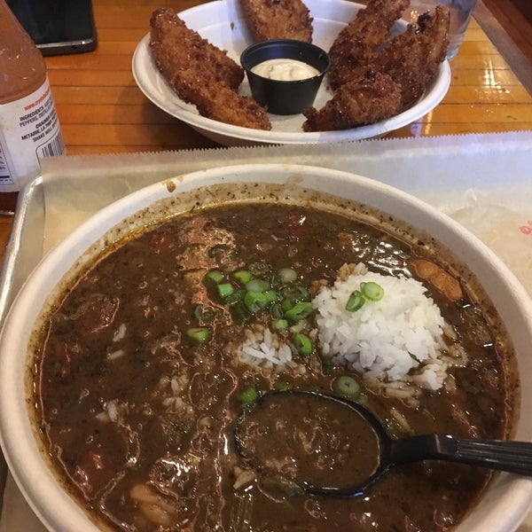 Photo taken at The Gumbo Bros by Geoffrey T. on 3/5/2018