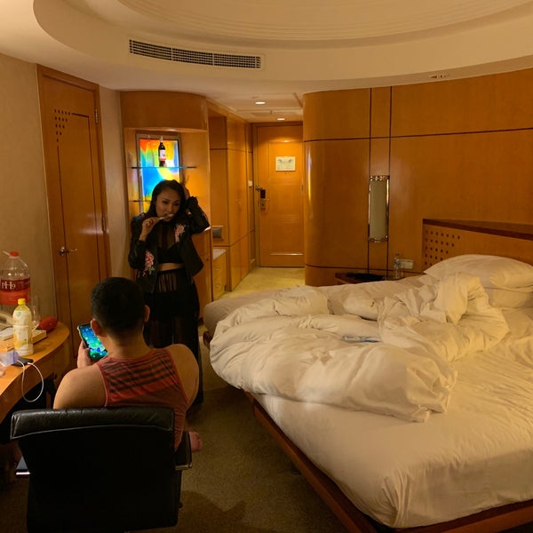 12/14/2019 tarihinde Andrei D.ziyaretçi tarafından Makati Shangri-La'de çekilen fotoğraf