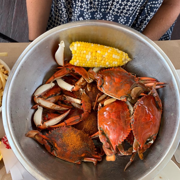 Took us way to long to finally stop here.  Super simple, super delicious, stick with the namesake crabs and be prepared to get messy!
