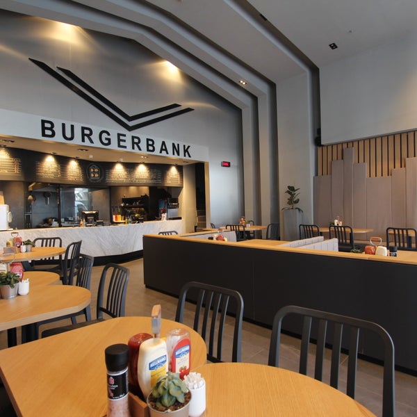Foto scattata a Burgerbank da Mervan A. il 1/4/2019