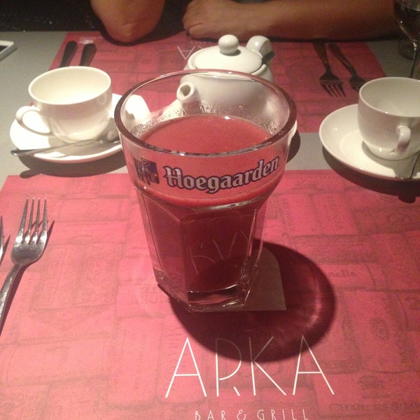 รูปภาพถ่ายที่ ARKA Bar &amp; Grill โดย Lera K. เมื่อ 4/28/2013