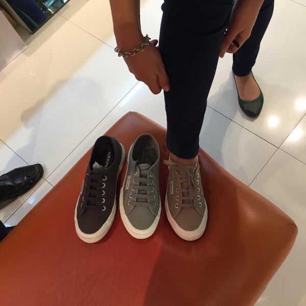 superga sm mall of asia