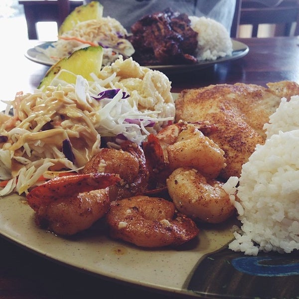 Photo taken at Brody&#39;s Hawaiian BBQ by @djwrex on 4/18/2014