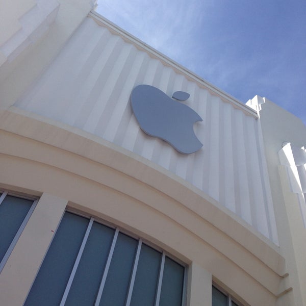 Lincoln Road - Apple Store - Apple