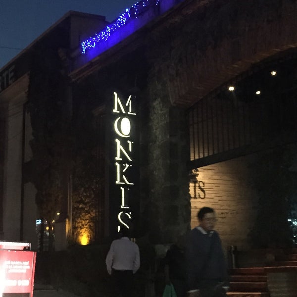 12/20/2014 tarihinde Christian V.ziyaretçi tarafından MONKIS Restaurante - Bar'de çekilen fotoğraf