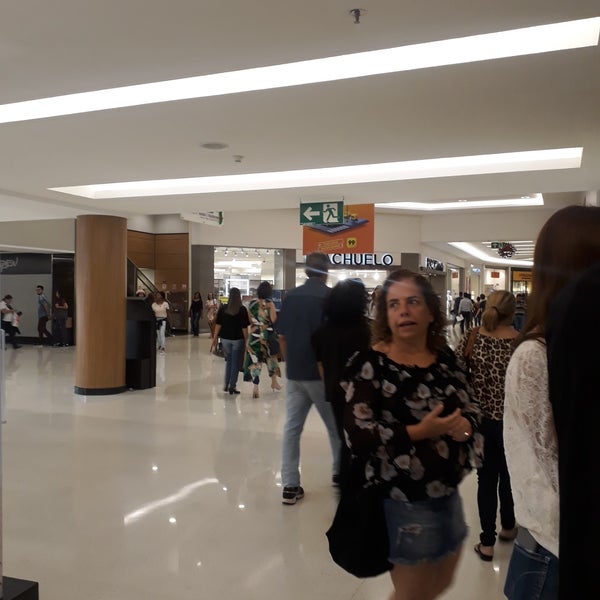Foto scattata a Center Shopping da Laisa G. il 11/22/2019