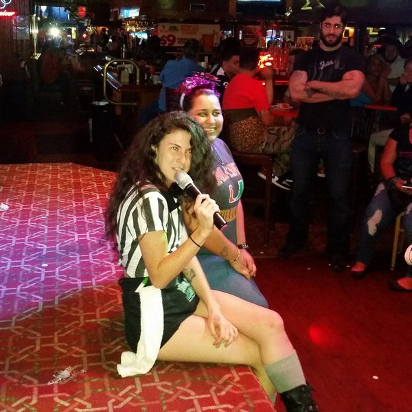 Photo taken at Little Hoolie&#39;s Sports Bar by Liliana L. on 8/13/2015