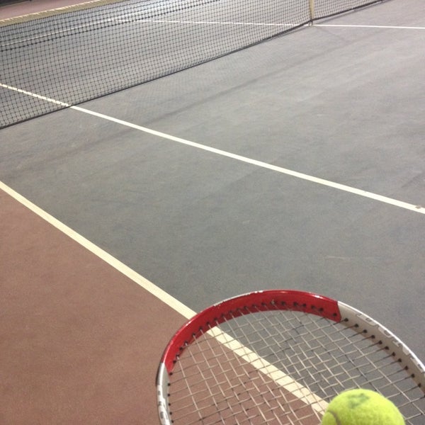 Tennis Court Лорд