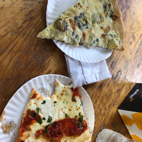 7/23/2019 tarihinde Itai N.ziyaretçi tarafından Ben&#39;s Pizzeria'de çekilen fotoğraf