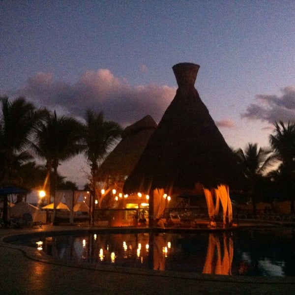 Foto tomada en The Reef Playacar Resort &amp; Spa  por Ingrid M. el 12/23/2012