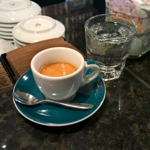 The espresso on a rainy Sunday morning was perfect start for the day!! :) the staff was knowledgeable about espresso and they had different beans for coffee, which was nice compared to other cafes.