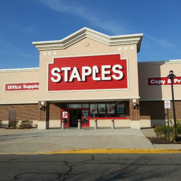 staples stationery shop