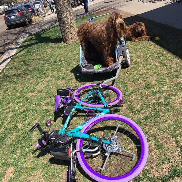 Foto diambil di Denver Bicycle Cafe oleh Tim J. pada 4/22/2018