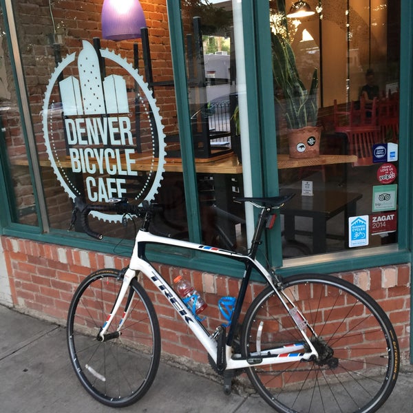 Photo taken at Denver Bicycle Cafe by Tim J. on 5/30/2017