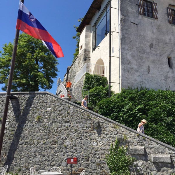 Foto scattata a Blejski Grad | Bled Castle da Вася І. il 7/11/2015