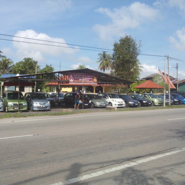 Photos at nz automobile, tunjong - 1 tip