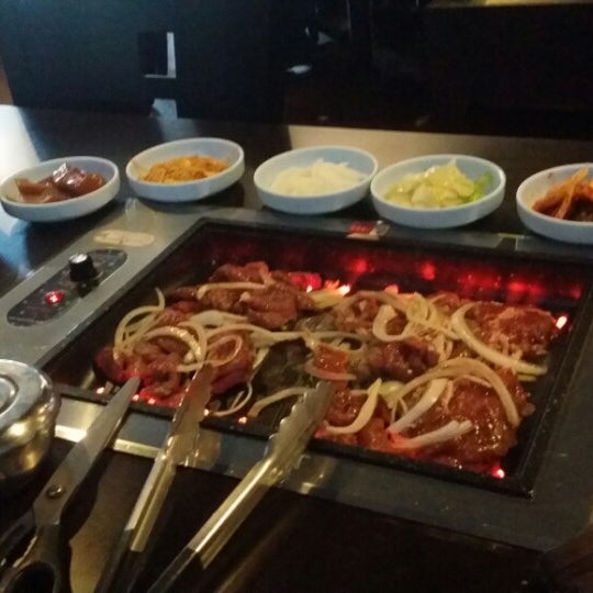 Снимок сделан в Ohya Sushi, Korean Kitchen &amp; Bar пользователем A? 6/9/2014