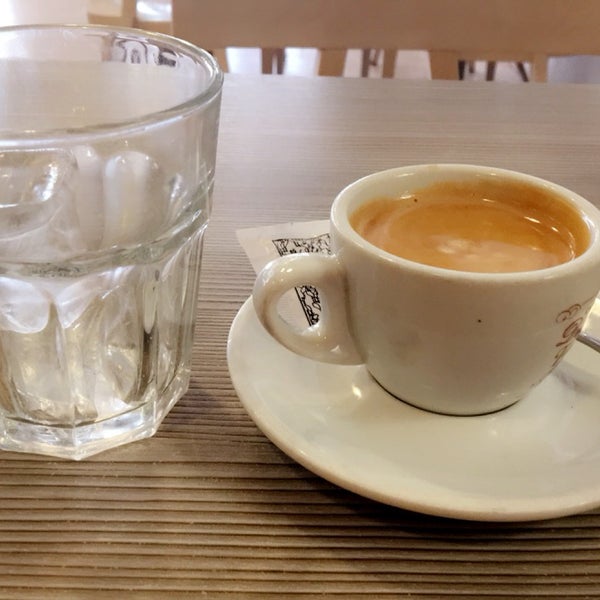Foto tirada no(a) Luxe Cafè por pәp em 6/8/2018