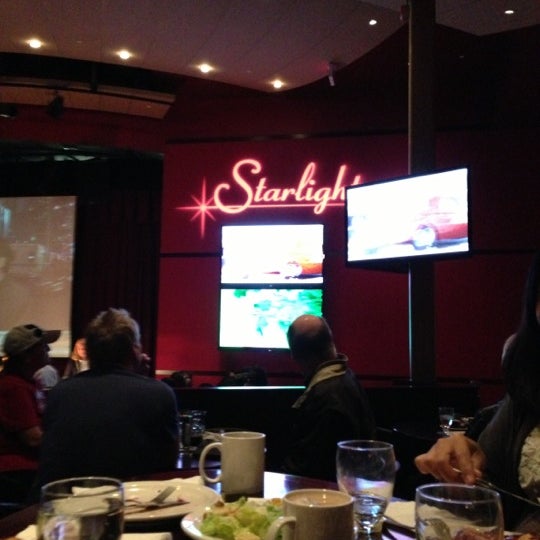 รูปภาพถ่ายที่ Starlight Casino โดย April S. เมื่อ 11/10/2012