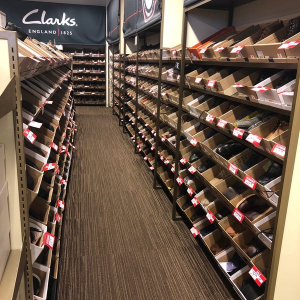 clarks shoes tanger outlets off 63 