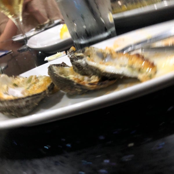 Снимок сделан в Deanie&#39;s Seafood Restaurant in the French Quarter пользователем Ben 💯 B. 10/17/2019
