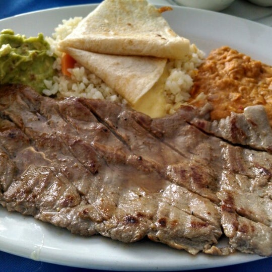 7/2/2014 tarihinde Zelt R.ziyaretçi tarafından Restaurant Rio Grande'de çekilen fotoğraf
