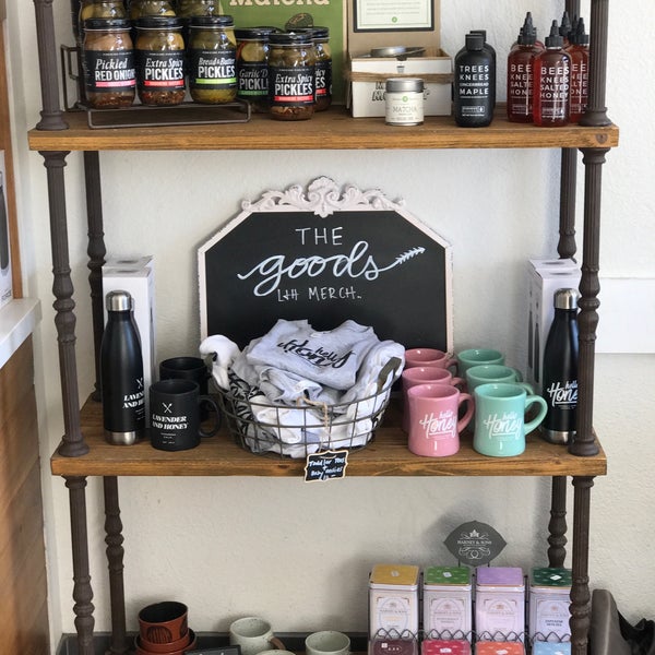 10/11/2017 tarihinde Ella H.ziyaretçi tarafından Lavender &amp; Honey Espresso Bar'de çekilen fotoğraf