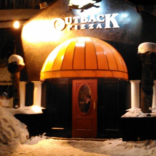 3/4/2013にJeff W.がOutback Pizzaで撮った写真