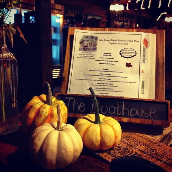 Das Foto wurde bei The Boathouse Restaurant von Kimberly R. am 9/17/2013 aufgenommen