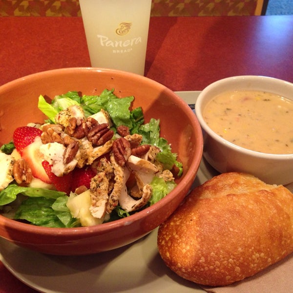 Panera Bread Central Omaha 38 tips