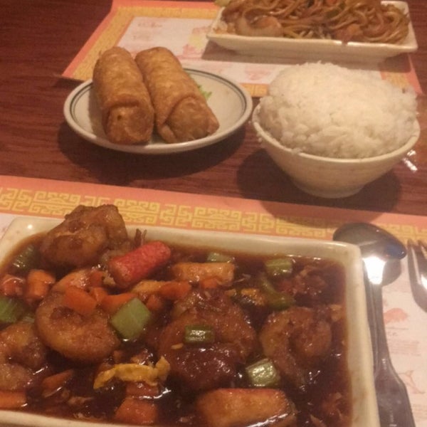 Photos at Long Feng Chinese Restaurant - 401 W Rollins Rd