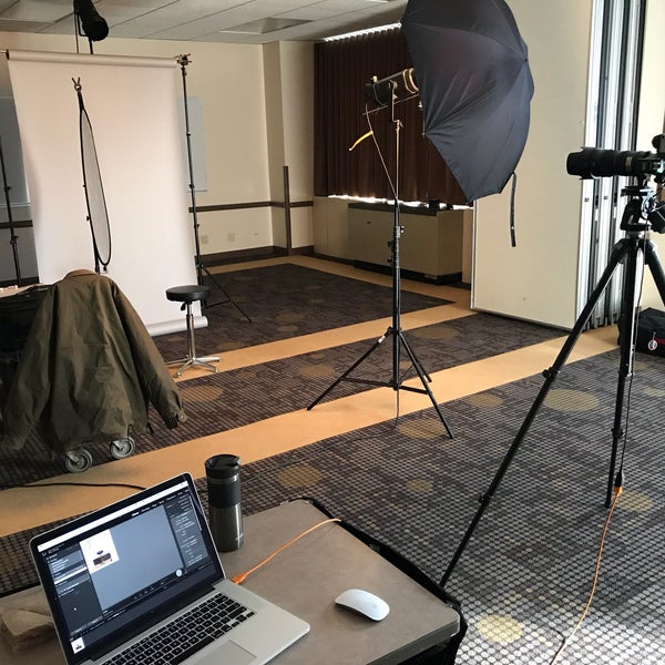 Radisson hotel калининград. Концертный зал олимпик азимут. Актовый зал в школе будущего. Гостиница холидей инн москва лесная. Conference area.