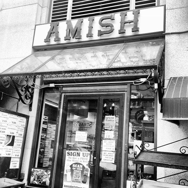 Foto tomada en Amish Market Tribeca  por Eric M. el 7/2/2013