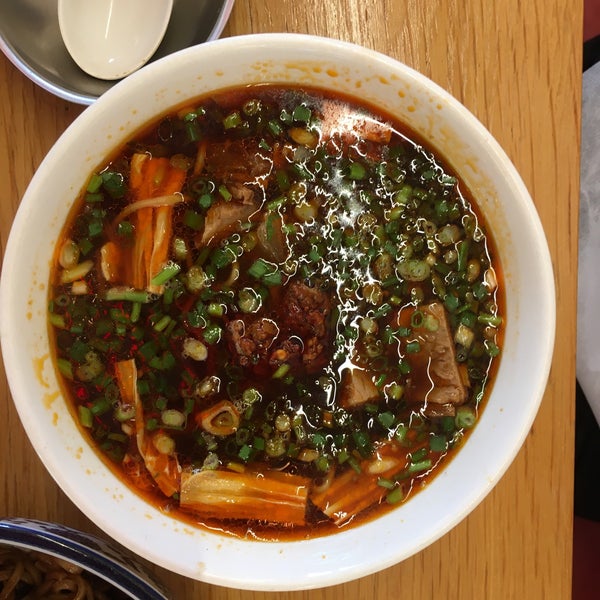 우육미엔 - Yong-san-gu에서 중국 음식점일에서의 사진