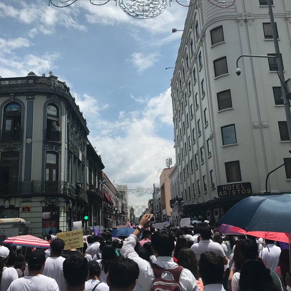 Photo taken at Centro Histórico by Carlos R. on 9/18/2017