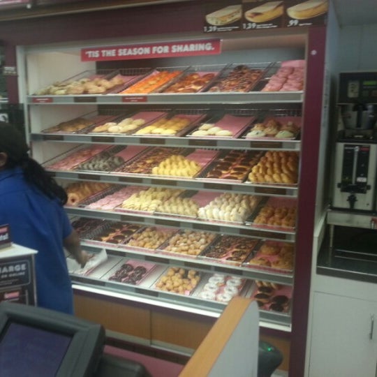 Photos At Dunkin Baskin Robbins Donut Shop In Bushwick
