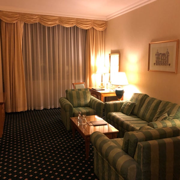 Das Foto wurde bei JW Marriott Bucharest Grand Hotel von E F. am 2/14/2019 aufgenommen