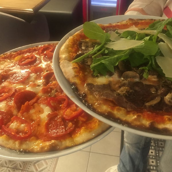 Foto scattata a Doritali Pizza da Uğur Ö. il 1/31/2017