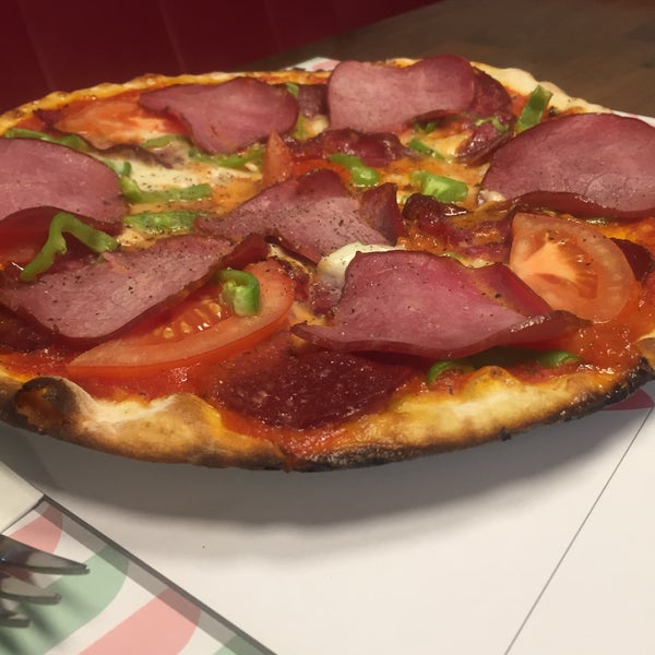 Foto scattata a Doritali Pizza da Uğur Ö. il 1/19/2017