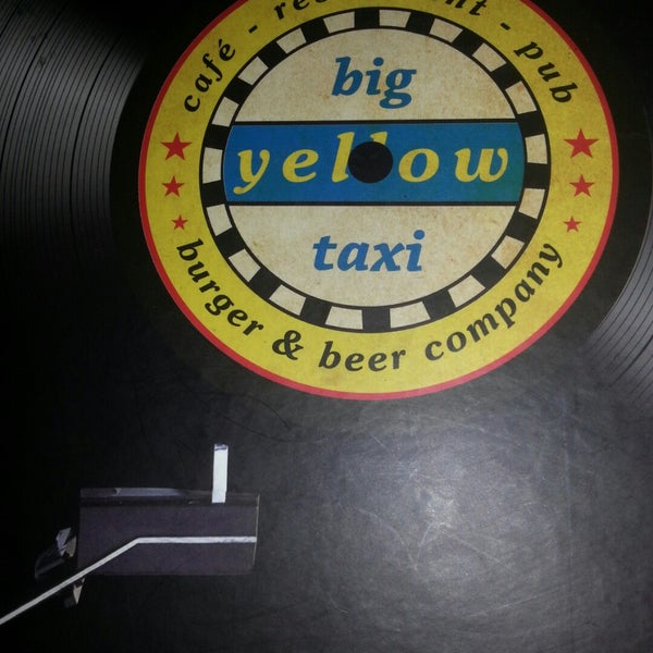 Foto scattata a Big Yellow Taxi Benzin da Sefa Burak Ü. il 3/22/2015