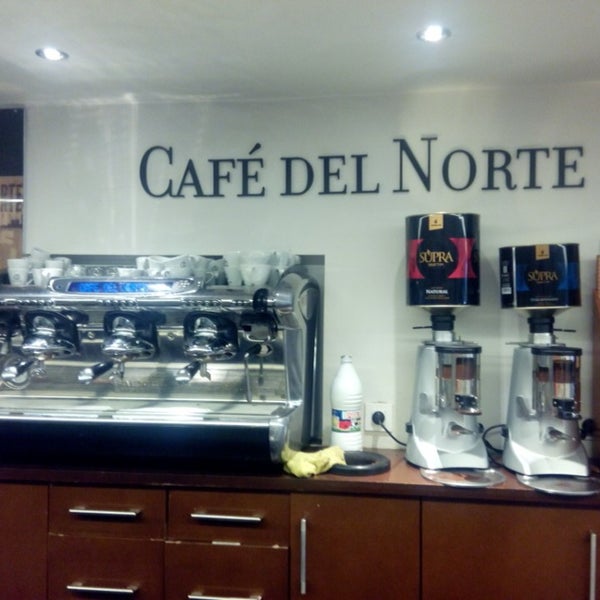 Снимок сделан в Café del Norte пользователем Vidal I. 9/20/2014
