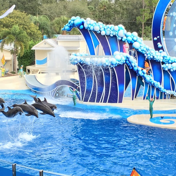 Photo taken at SeaWorld Orlando by Mohamad K. on 12/29/2015