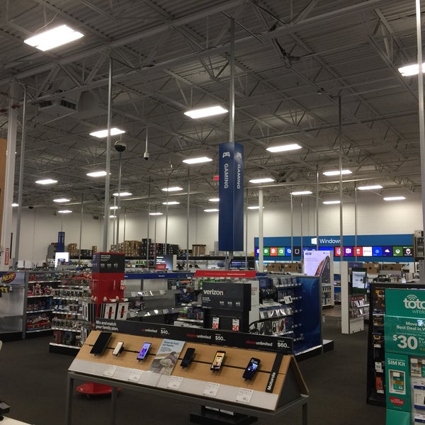 photos-at-best-buy-denver-west-lakewood-co