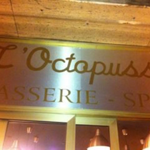 Photo taken at L&#39;Octopussy by Claire-Vincent L. on 12/28/2014