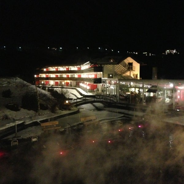 1/11/2013 tarihinde Dmitry B.ziyaretçi tarafından Alpenroyal Grand Hotel'de çekilen fotoğraf