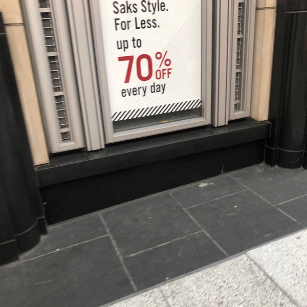 Photo taken at Saks OFF 5TH by Larry F. on 9/11/2019
