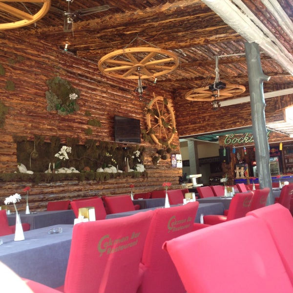 Foto tirada no(a) Çekmen Restaurant por Nurullah Sac em 5/20/2016