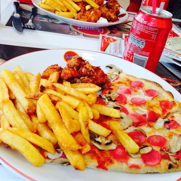 Pasaport Pizza Gölcük (Artık Kapalı) Merkez Mh. Mareşal Fevzi Çakmak Cad